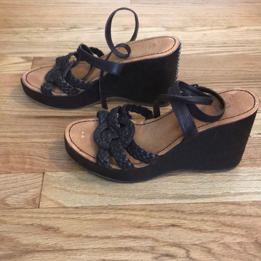 True Religion sandals